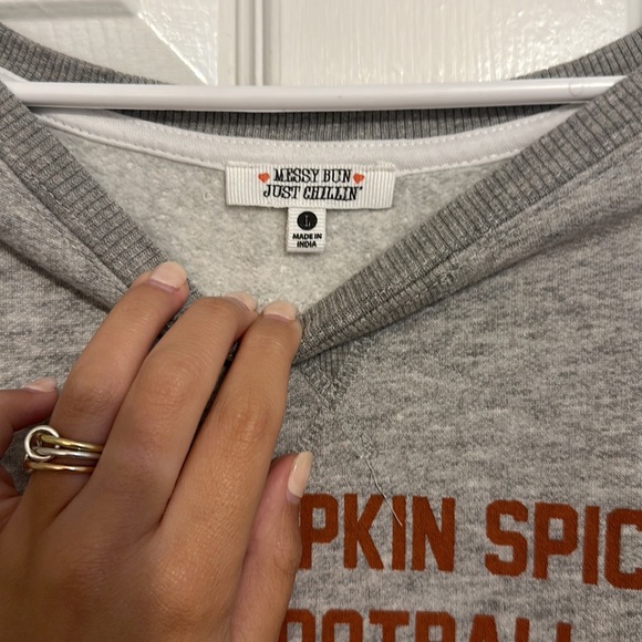 Fall Crewneck - Picture 4 of 4